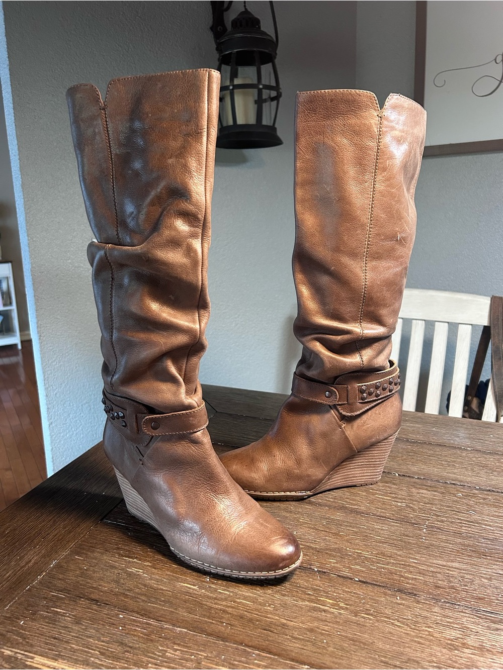 Sofft leather Arianna slouch wedge boots size 8.5